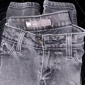 Black/Grey Levi’s Jeggings